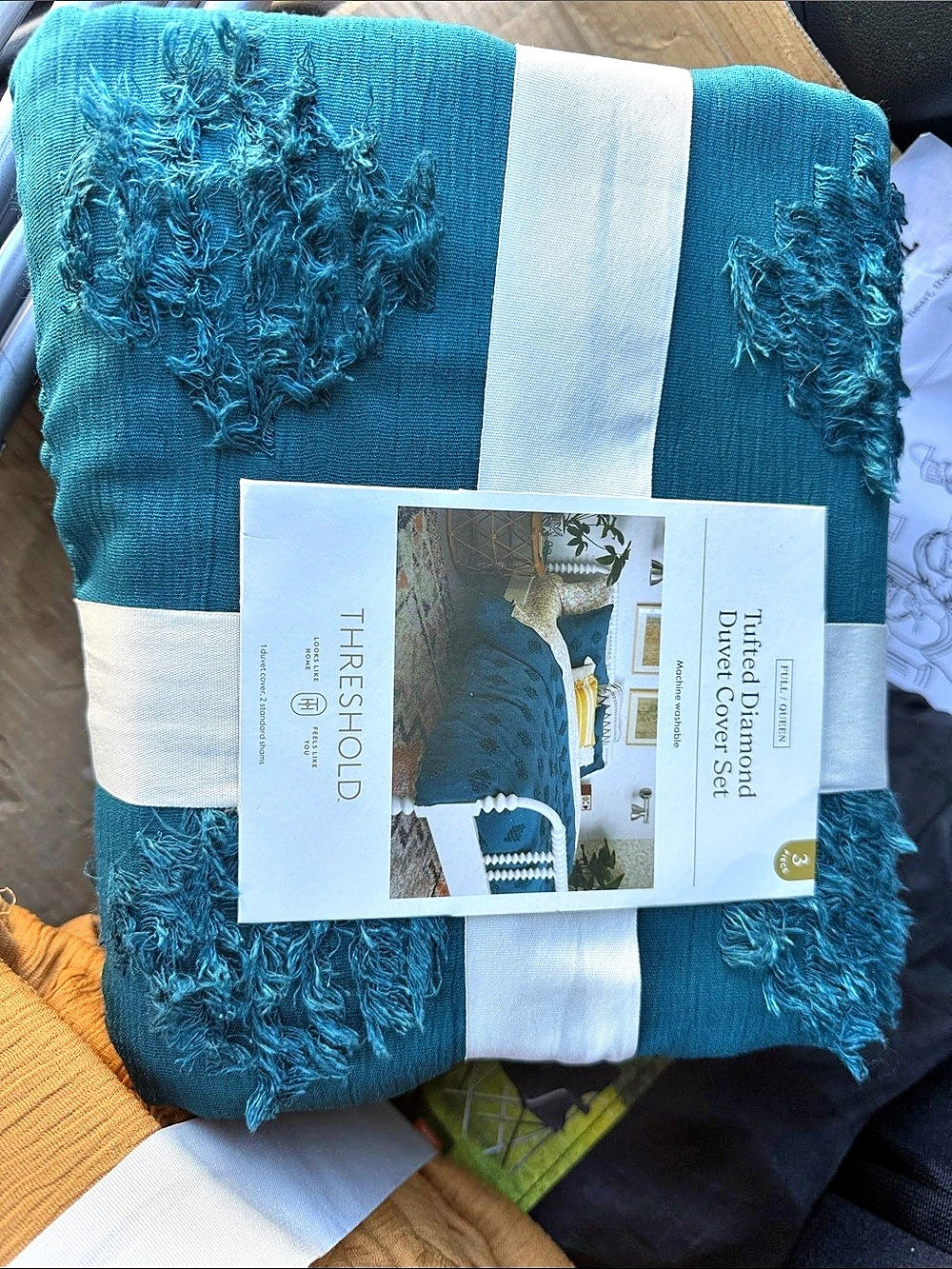 Threshold Tufted Diamond Crinkle Duvet Cover Set Blue & White NWT